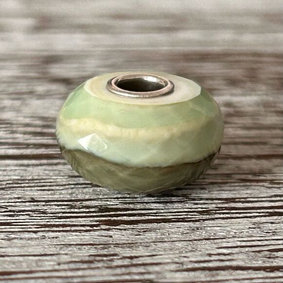 TROLLBEADS Moss Waterstone Facet LAA 925S NEW! Carpe Diem, Pale Green & Cream - Picture 11 of 11